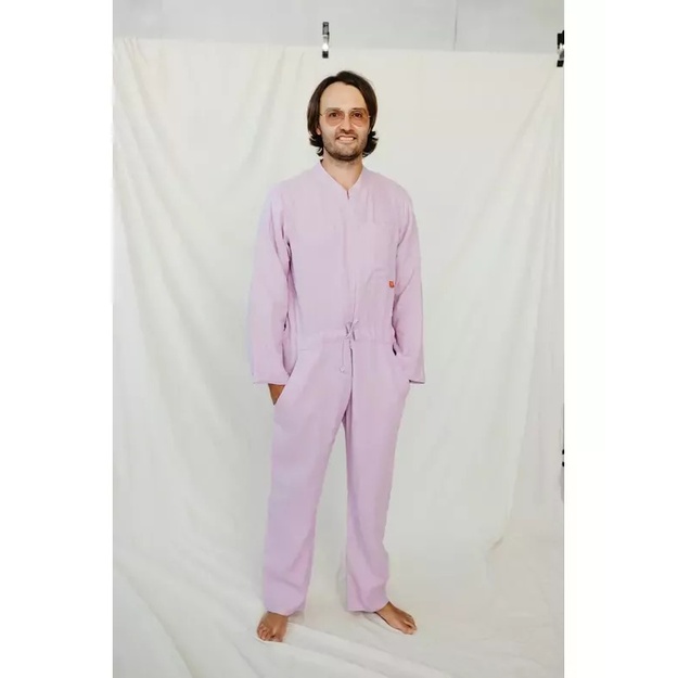 Sofa Killer violetinės spalvos vyriškas lininis kombinezonas